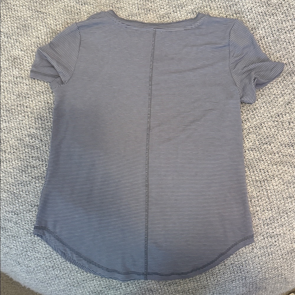 A Loves A Blue & White Striped Short Sleeve Scoop Neck Tee Top Women’s Medium - Picture 3 of 3